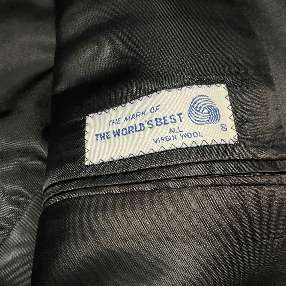Perry Ellis Black Tuxedo Jacket - Picture 5 of 12